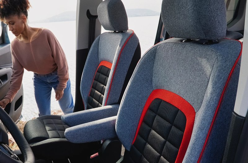 pan shot of the front two seats