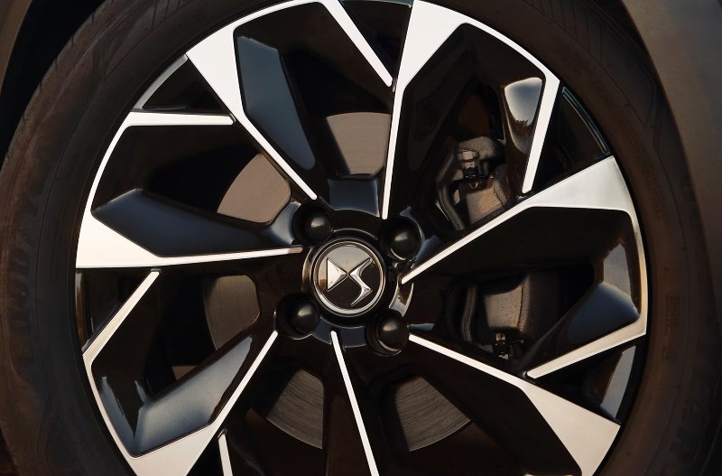 close up of the wheel
