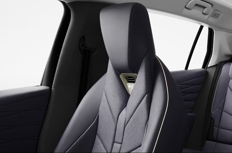 shot of thge front seat